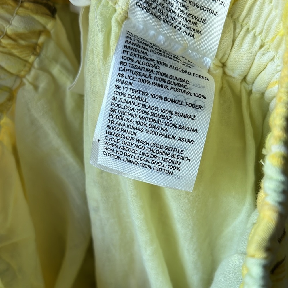 H&M | XS Sunflower Skirt - Picture 3 of 3